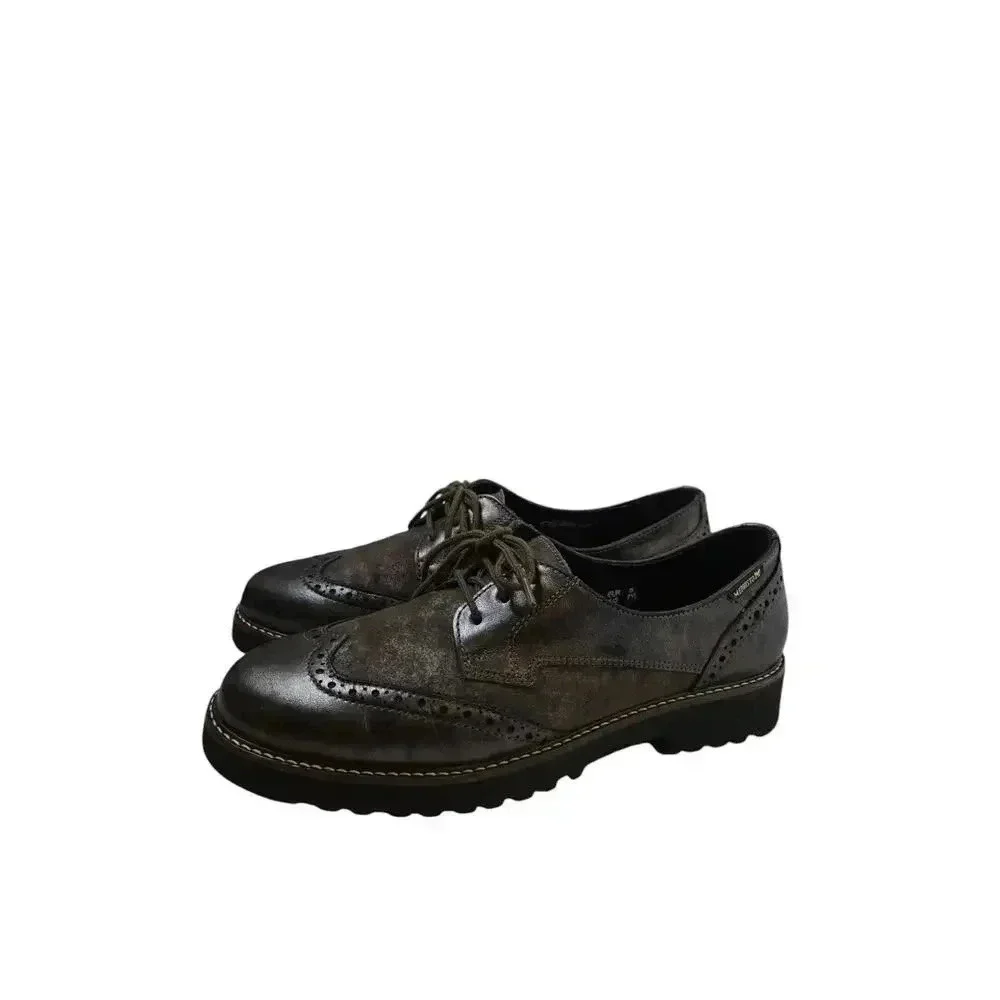 Mephisto gently used